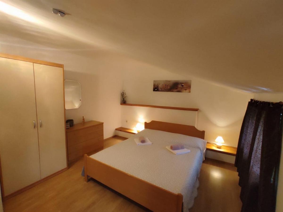 Apartmani Danica Risika Eksteriør bilde